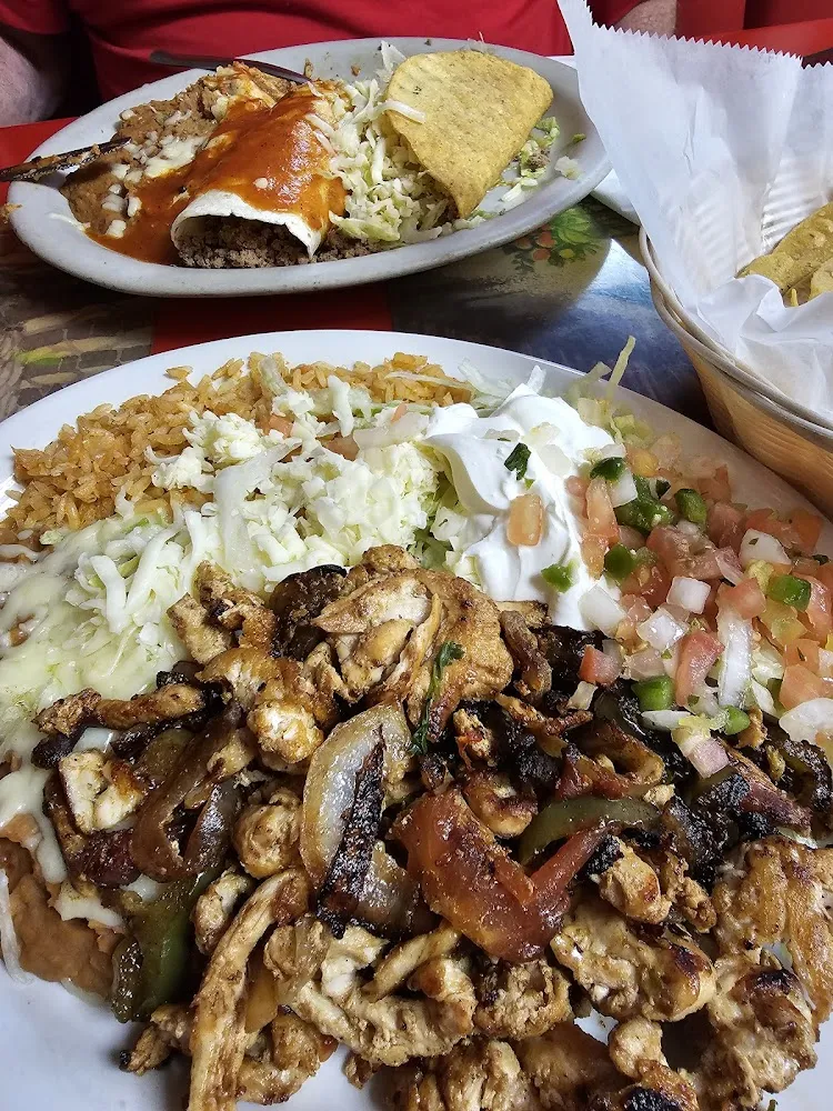 Lunch Chicken Fajitas